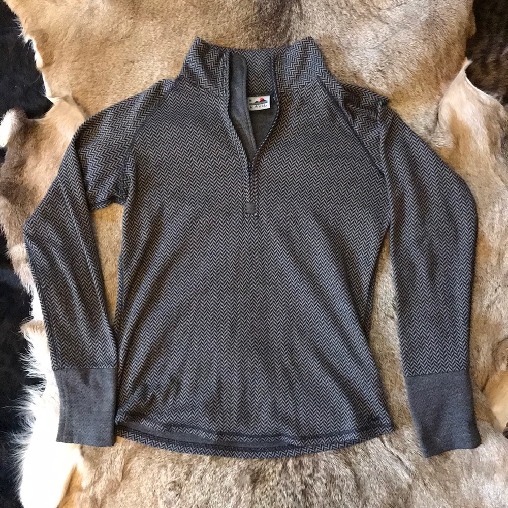 Kavu 1/4 zip long sleeve sweater size medium